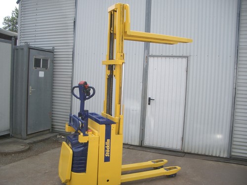 Gabelstapler stapler - e,